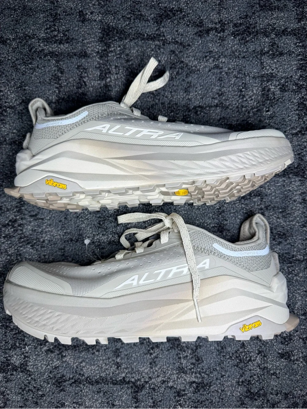 ALTRA Women's Olympus 6 Trail Running Shoe Size 11